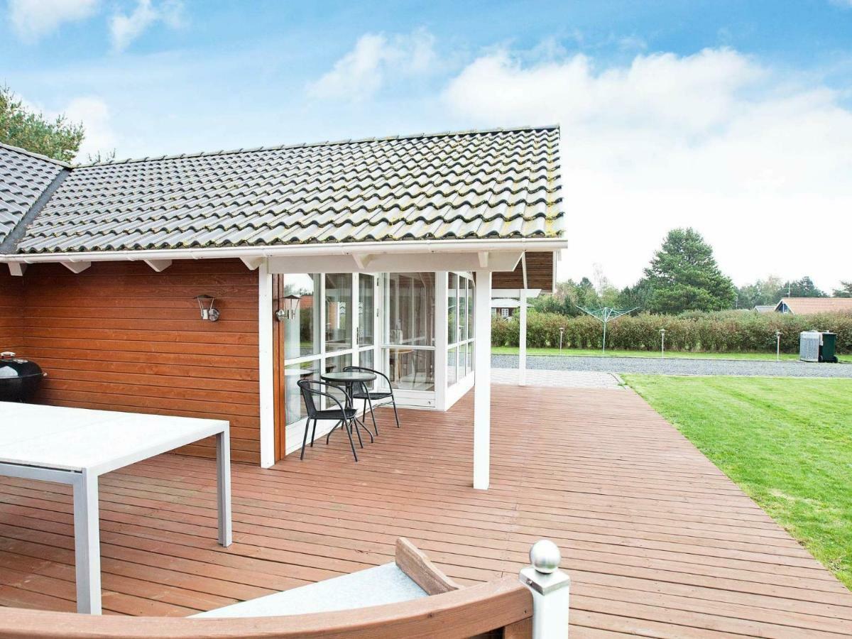 Three-Bedroom Holiday home in Rødby 38 Kramnitse Rom bilde