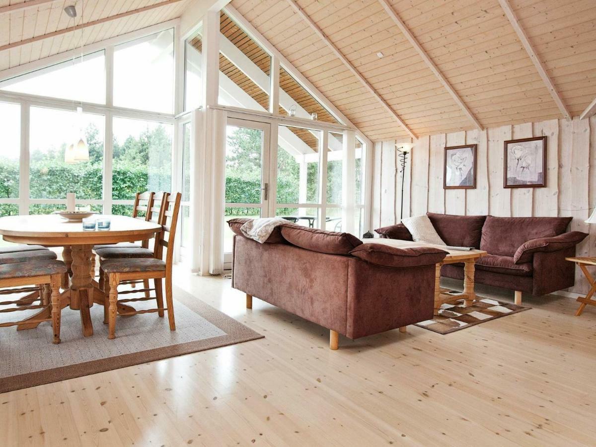 Three-Bedroom Holiday home in Rødby 38 Kramnitse Rom bilde